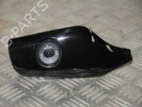 Schakelaar Spiegel KIA CEE'D (JD) 1.4 CVVT (100 hp) 32828277