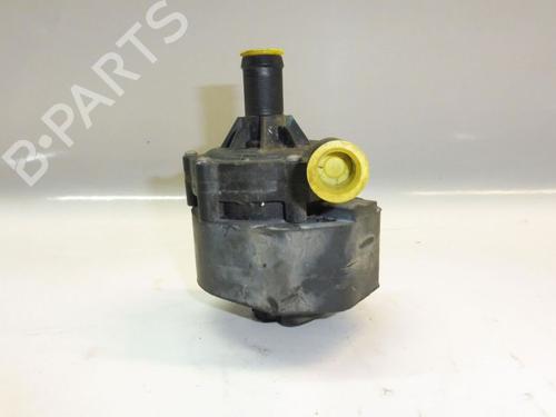 Used Auxiliary water pump TESLA MODEL X (5YJX) P90D AWD (772 hp) 33142939