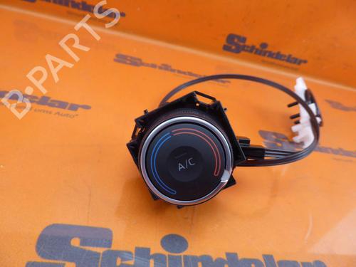 Commande Chauffage TOYOTA YARIS (_P21_, _PA1_, _PH1_) 1.5 (MXPA11) (125 hp) 33147375