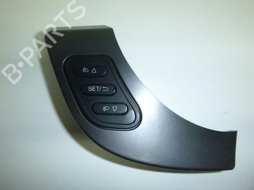 Used Headlight switch ALFA ROMEO GIULIETTA (940_) 1.4 TB (940FXA1A, 940FXT1A) (120 hp) 33143367