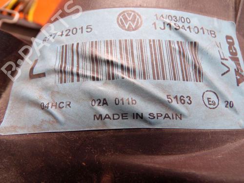 Left headlight VW GOLF IV (1J1) 1.4 16V | BP28044846C28 