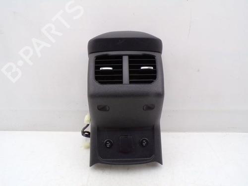 Used Air vent FORD MONDEO V Turnier (CF) 2.0 TDCi (150 hp) 32841342