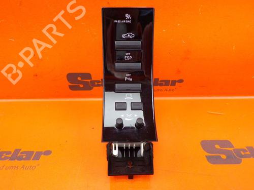 switch-mercedes-benz-s-class-w221-v221-2005-2006-2007-2008-2009-2010-2011-2012-2013-32831019 main image