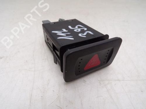 Used Warning switch VW GOLF IV (1J1) 1.4 16V (75 hp) 30797337