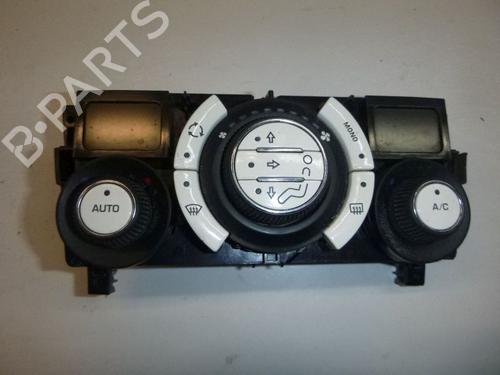 climate-control-citroen-c3-picasso-sh_-2008-32662059 main image