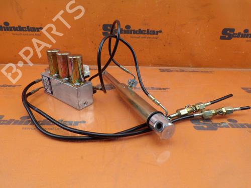 Autre BMW 3 Convertible (E46) 320 Ci (170 hp) 32836895