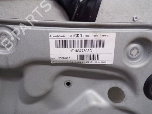 Front right window mechanism VW TOURAN (1T1, 1T2) 2.0 TDI 16V | BP24388381C23 