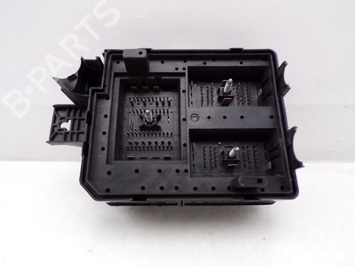 Fuse box OPEL CORSA E (X15) 1.4 (08, 68) | BP32653511E1