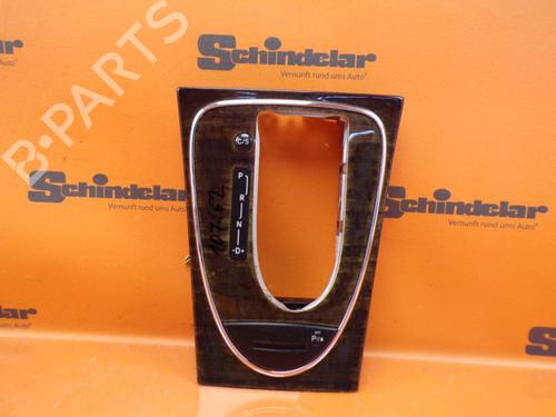 Console central MERCEDES-BENZ E-CLASS T-Model (S211) E 220 T CDI (211.206) (150 hp) 33145720