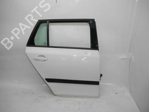 Dør højre bagtil Dør højre bagtil SKODA FABIA I Combi (6Y5) 1.9 TDI (100 hp) 33140013 33140013