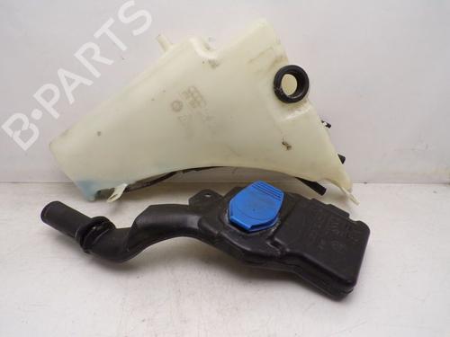 windscreen-washer-tank-audi-a5-convertible-8f7-2009-2010-2011-2012-2013-2014-2015-2016-2017-33156659 main image