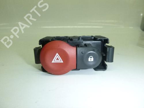 Bouton de warning RENAULT CLIO III (BR0/1, CR0/1) 1.5 dCi (BR0H, CR0H, CR1S, BR1S) (106 hp) 33143343