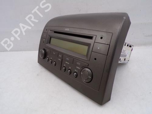 Radio LANCIA YPSILON (843_) 1.4 16V (843.AXC11, 843.AXC1B, 843.AXC1A) | BP33892452E6 - Image 3
