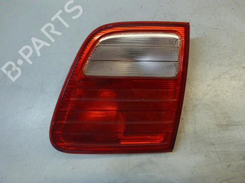 Used Right tailgate light Right tailgate light MERCEDES-BENZ E-CLASS T-Model (S210) E 200 T (210.235) (136 hp) 33138718 33138718