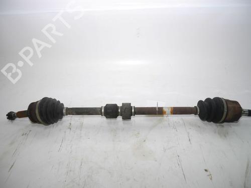Used Right front driveshaft Right front driveshaft HYUNDAI i30 Estate (FD) 1.6 CRDi (90 hp) 33683952 33683952