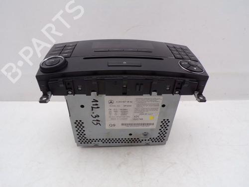 Radio MERCEDES-BENZ C-CLASS (W203) C 180 Kompressor (203.046) | BP32025960E6