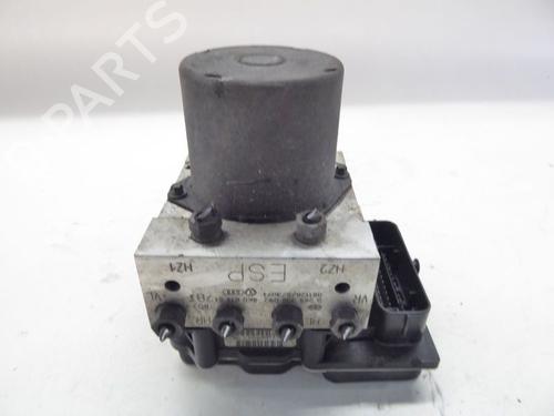Used ABS pump AUDI A4 B8 Avant (8K5) 2.0 TFSI (211 hp) 30669635