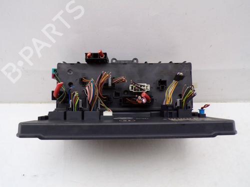 Fuse box MERCEDES-BENZ VITO Bus (W639) 109 CDI (639.701, 639.703, 639.705) | BP32651673E1