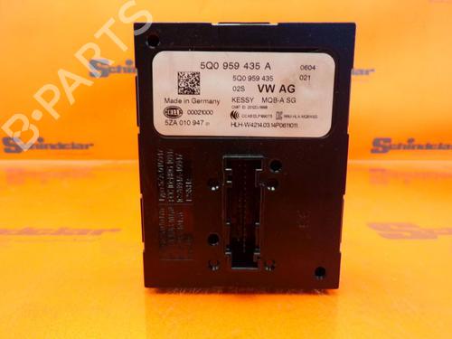 Used Control unit AUDI A3 Sportback (8VA, 8VF) 1.4 TFSI g-tron (110 hp) 24391365