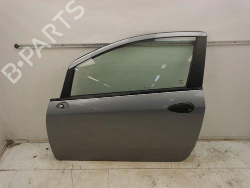 Used Left front door FIAT GRANDE PUNTO (199_) 1.2 (65 hp) 33156612