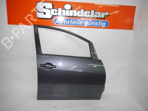 Portier rechts voor MITSUBISHI GRANDIS (NA_W) 2.0 DI-D (NA8W) (140 hp) 33140540