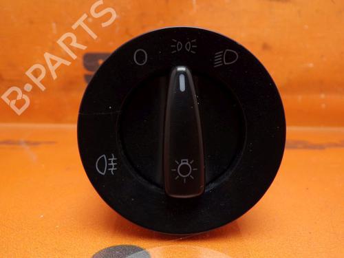 Used Headlight switch VW GOLF IV (1J1) 1.4 16V (75 hp) 32837010