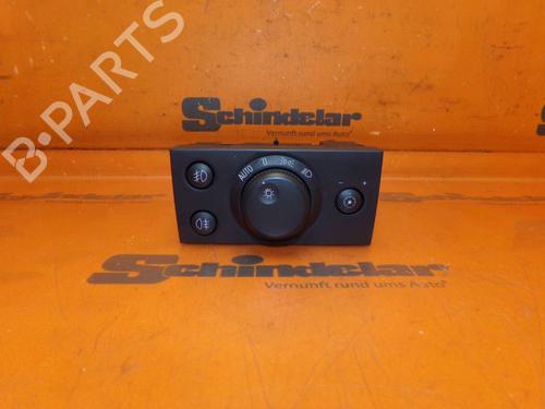 headlight-switch-opel-signum-hatchback-z03-2003-2004-2005-2006-2007-2008-32647105 main image