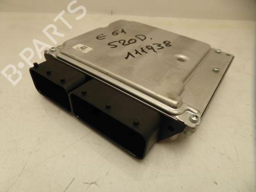 Used Engine control unit (ECU) BMW 5 Touring (E61) 520 d (177 hp) 32650446