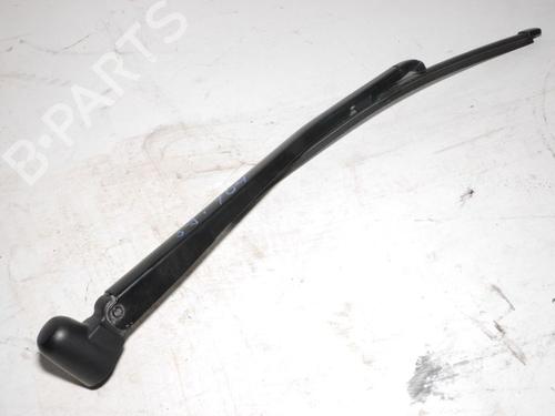Used Rear windshield wiper arm BMW 1 (E81) 118 i (143 hp) 32822358