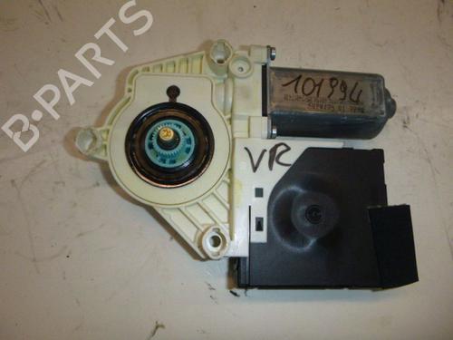 Used Right front window motor VW PASSAT B6 Variant (3C5) 2.0 TDI (140 hp) 32636881