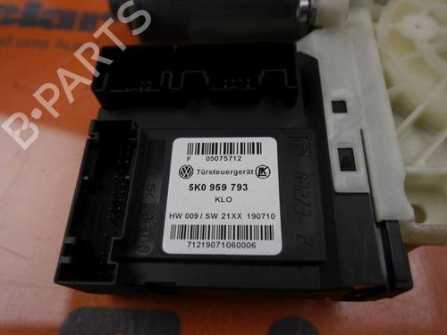 Left front window motor VW GOLF VI (5K1) 1.2 TSI | BP32834126E21 - Image 4