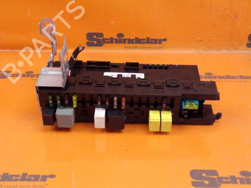 Used Fuse box Fuse box MERCEDES-BENZ C-CLASS (W203) C 220 CDI (203.006, 203.008) (143 hp) 33150039 33150039