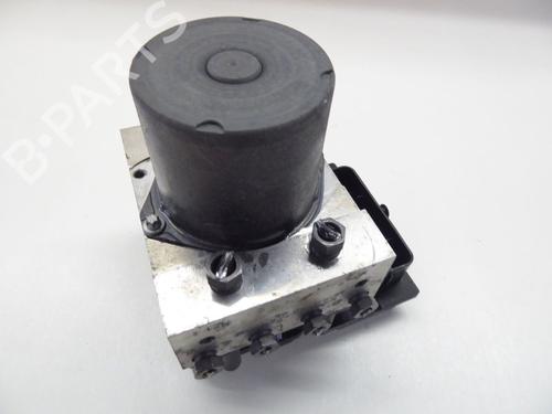 Used ABS pump MERCEDES-BENZ E-CLASS (W212) E 200 CGI (212.048, 212.148) (184 hp) 32638932