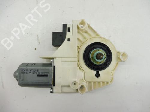 Portierruitmotor linksvoor AUDI A6 C6 Avant (4F5) 2.7 TDI (180 hp) 24383699
