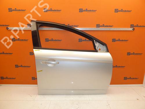 Used Right front door FORD MONDEO IV Turnier (BA7) 1.8 TDCi (125 hp) 29515053