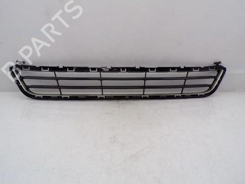 Used Front bumper FORD MONDEO V Turnier (CF) 2.0 TDCi (150 hp) 32400283
