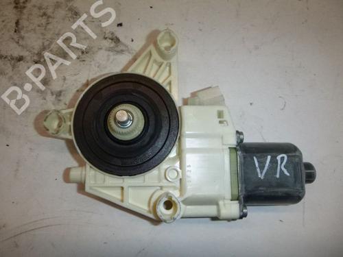 right-front-window-motor-mercedes-benz-c-class-w204-2007-2008-2009-2010-2011-2012-2013-2014-2015-33141065 main image