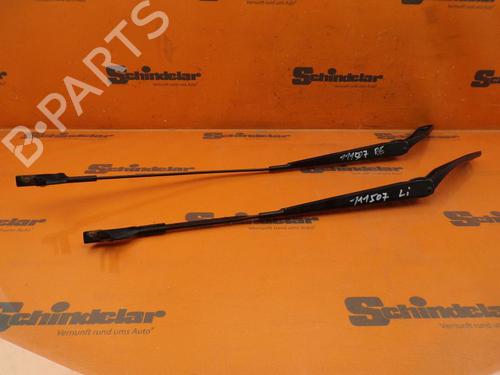 Used Front windshield wiper arm BMW X5 (E70) 3.0 sd (286 hp) 32836786
