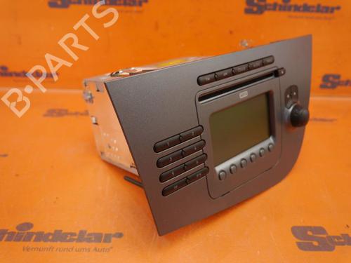 Radio SEAT LEON (1P1) 2.0 TDI | BP32646080E6