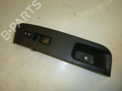 Used Switch NISSAN CUBE (Z12) 1.6 16V (110 hp) 32825166