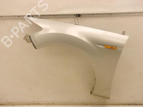 Used Left front fenders Left front fenders FORD MONDEO IV Turnier (BA7) 2.0 TDCi (115 hp) 33298399 33298399