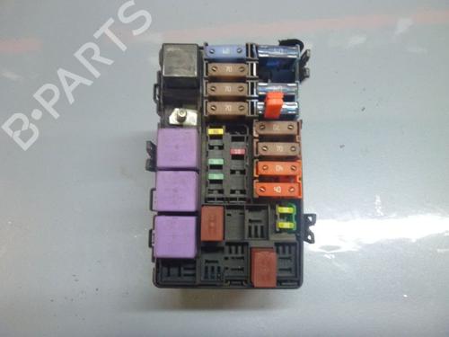 Used Fuse box RENAULT LAGUNA II Grandtour (KG0/1_) 1.9 dCi (KG1V) (130 hp) 24379919