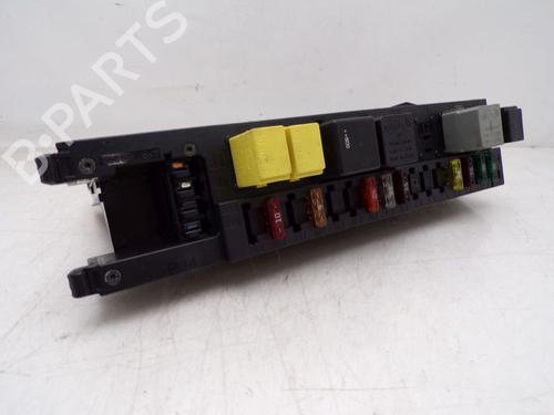 Used Fuse box MERCEDES-BENZ C-CLASS Coupe (CL203) C 320 (203.764) (218 hp) 32838729