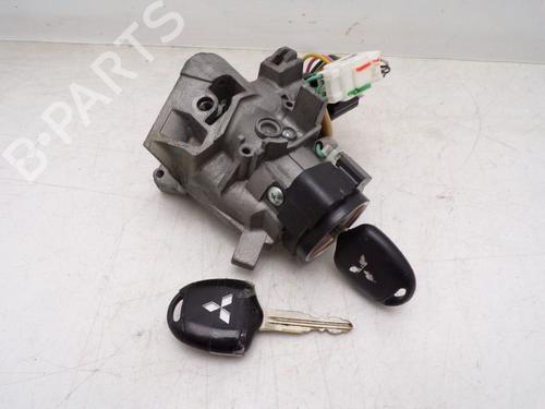 Used Ignition barrel MITSUBISHI MIRAGE / SPACE STAR VI Hatchback (A0_A) 1.0 (A05A) (71 hp) 32839062