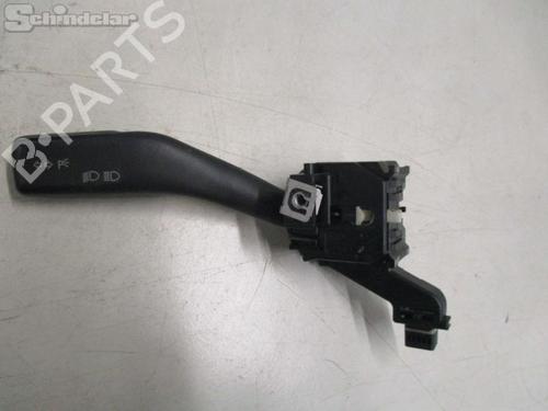 Used Steering column stalk VW GOLF V (1K1) 1.9 TDI (105 hp) 24379630