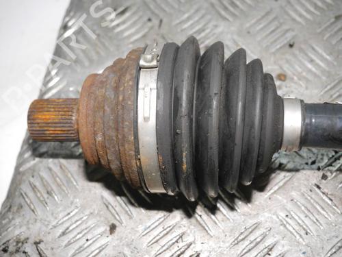 Drivaksel fortil venstre VW TOURAN (1T1, 1T2) 1.4 TSI | BP29827764M38 