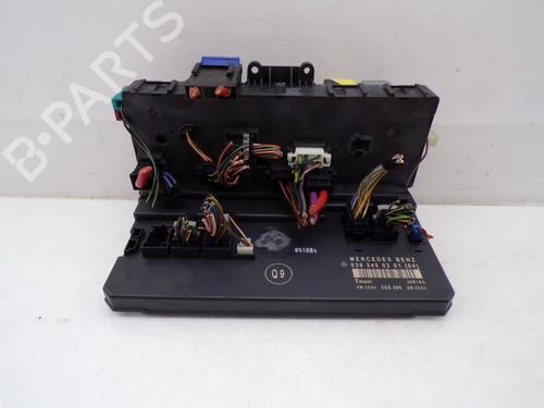Fuse box MERCEDES-BENZ VITO Bus (W639) 109 CDI (639.701, 639.703, 639.705) | BP32651673E1