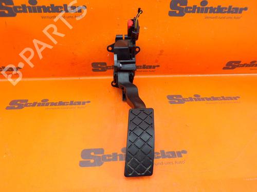 Used Pedal SKODA FABIA III Estate (NJ5) 1.0 TSI (110 hp) 32831889