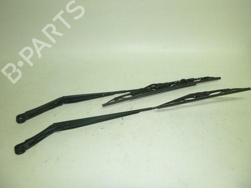 Used Front windshield wiper arm NISSAN MICRA IV (K13K, K13KK) 1.2 (80 hp) 24386708