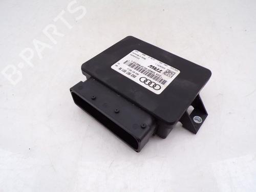 Used Control unit Control unit AUDI A4 B8 Avant (8K5) 2.0 TDI (150 hp) 33157782 33157782